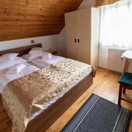 Lotus לינה וארוחת בוקר