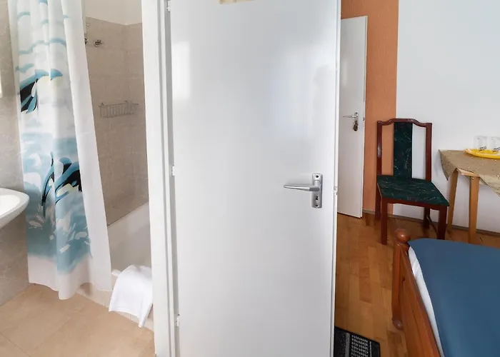 Bed & Breakfast Lotus 3*